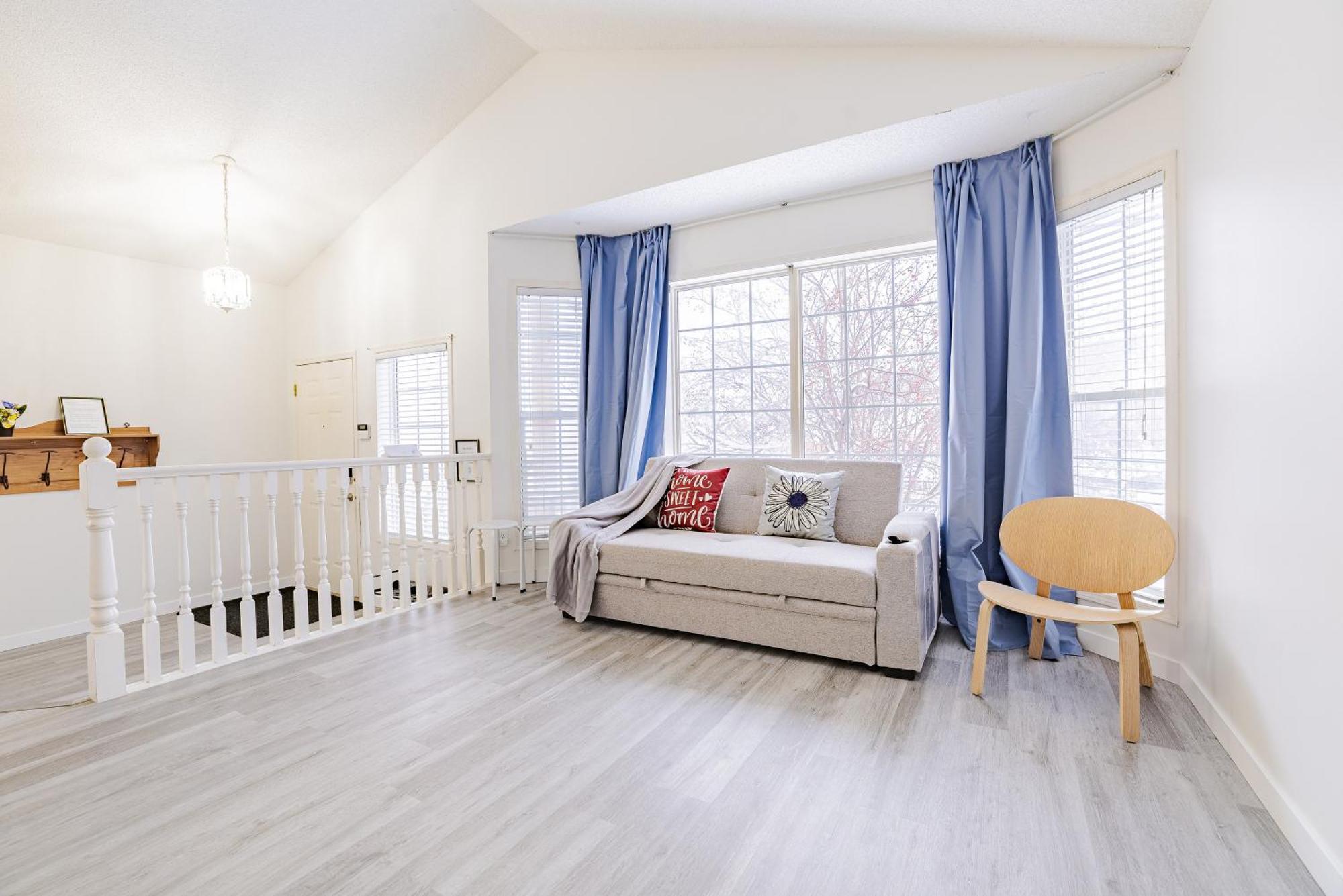 Main Floor Suite, 3 Bdr, 4Bd Spacious And Cozy YYC المظهر الخارجي الصورة